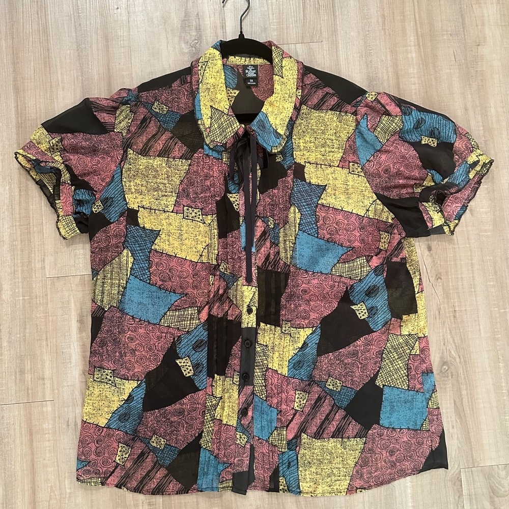 Hot Topic Plus Size The Nightmare Before Christmas Sally Womens Woven Button-Up